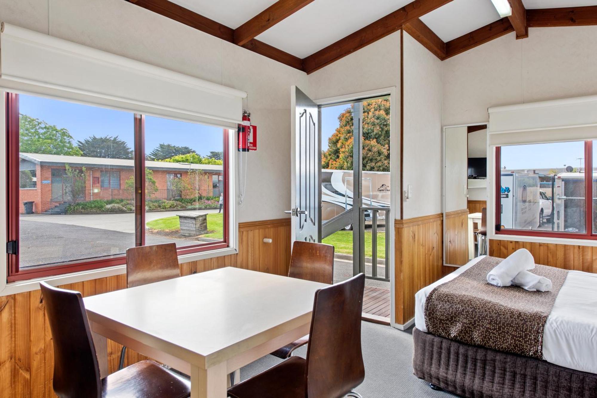 Discovery Parks - Melbourne Room photo