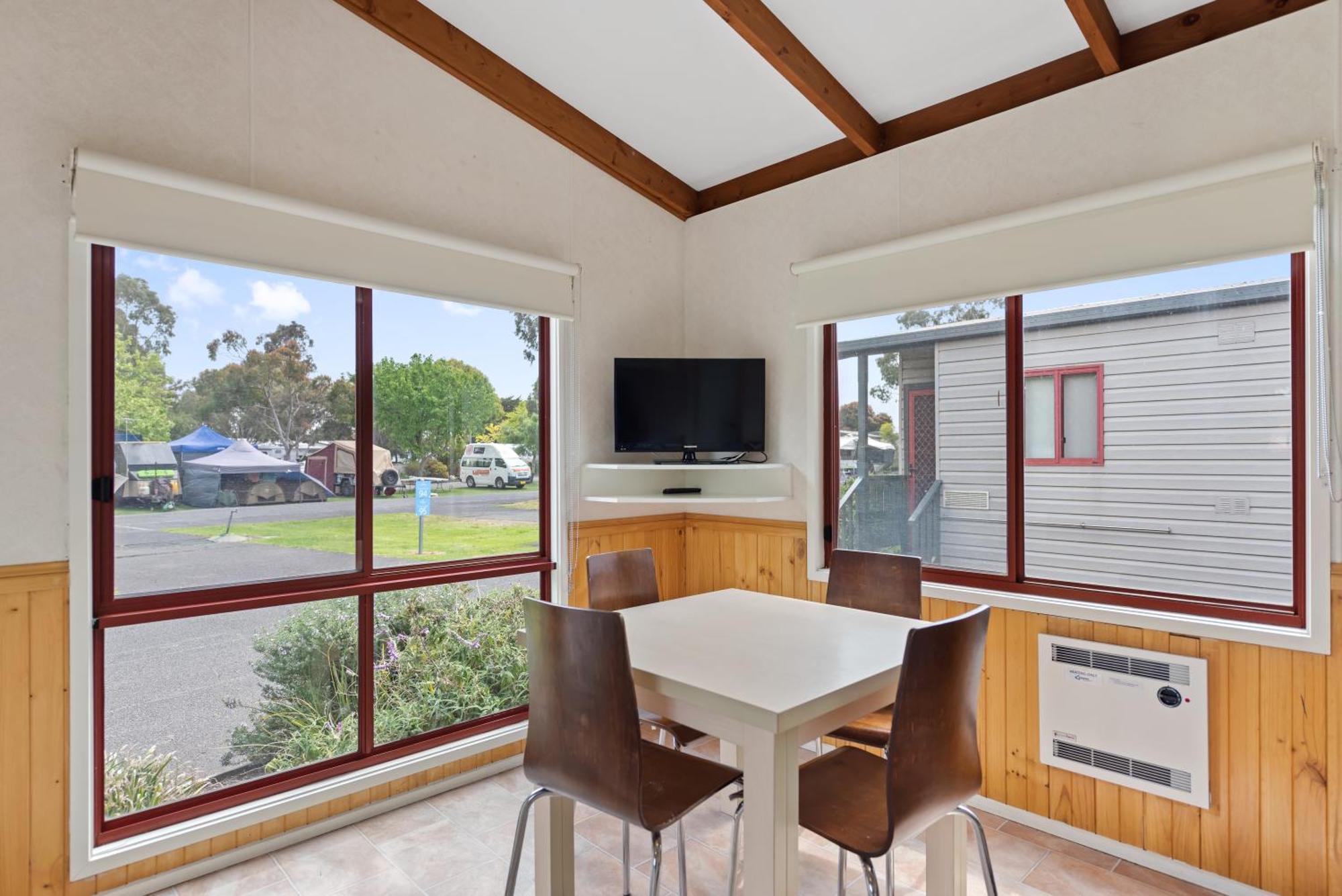 Discovery Parks - Melbourne Room photo