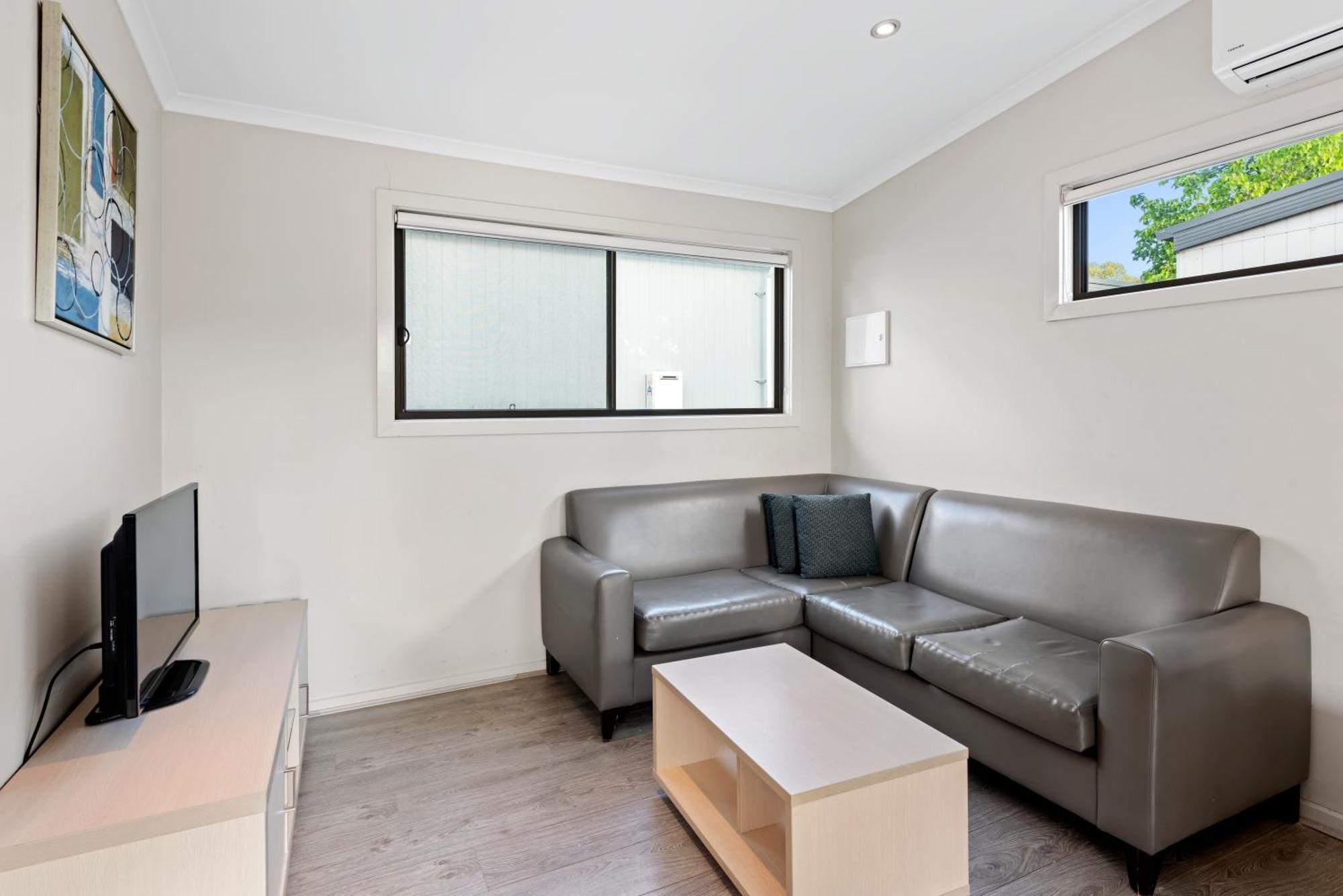Discovery Parks - Melbourne Room photo
