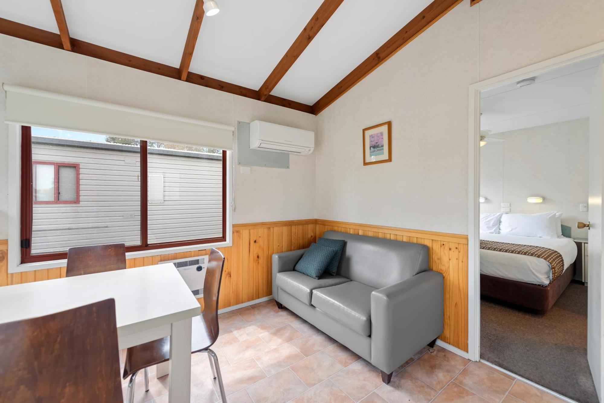 Discovery Parks - Melbourne Room photo
